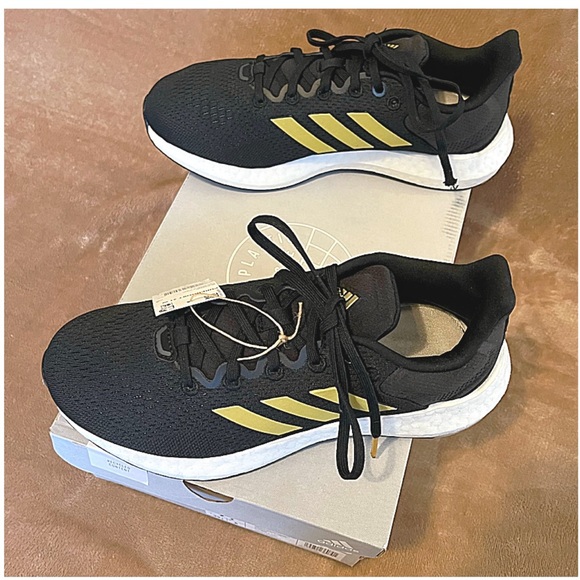 ADIDAS Women’s PUREBOOST 21 PRIMEGREEN RUNNING SHOE Core Black & Gold 7 1/2 M - Picture 6 of 12